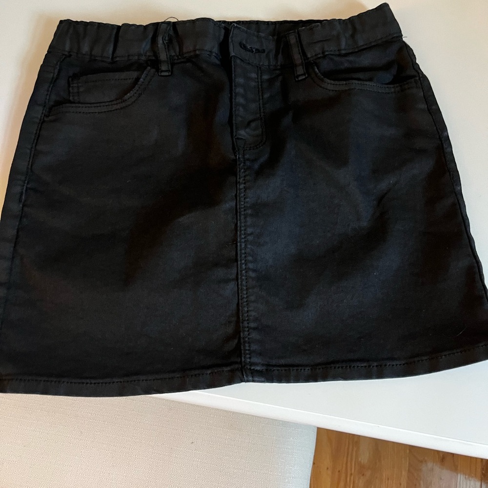 Gap Girls black denim skirt